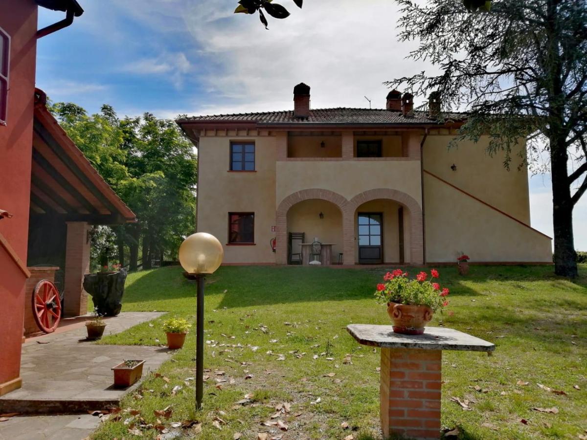 Вилла Agriturismo Montemari Палая Экстерьер фото